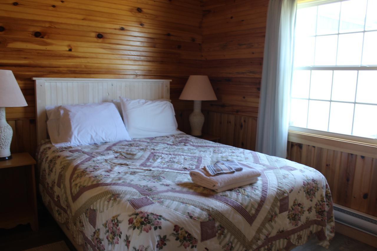 Chalets Grand Pre Cottages Норт-Растико Экстерьер фото